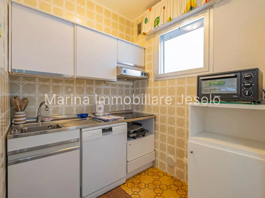 Immagine 10 di Appartamento in vendita  in Via Antoniotto Usodimare a Jesolo