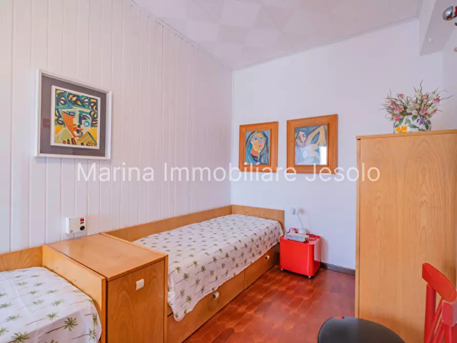 Immagine 13 di Appartamento in vendita  in Via Antoniotto Usodimare a Jesolo