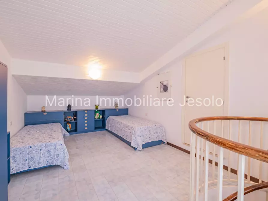 Immagine 17 di Appartamento in vendita  in Via Antoniotto Usodimare a Jesolo