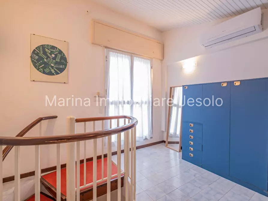 Immagine 17 di Appartamento in vendita  in Via Antoniotto Usodimare a Jesolo