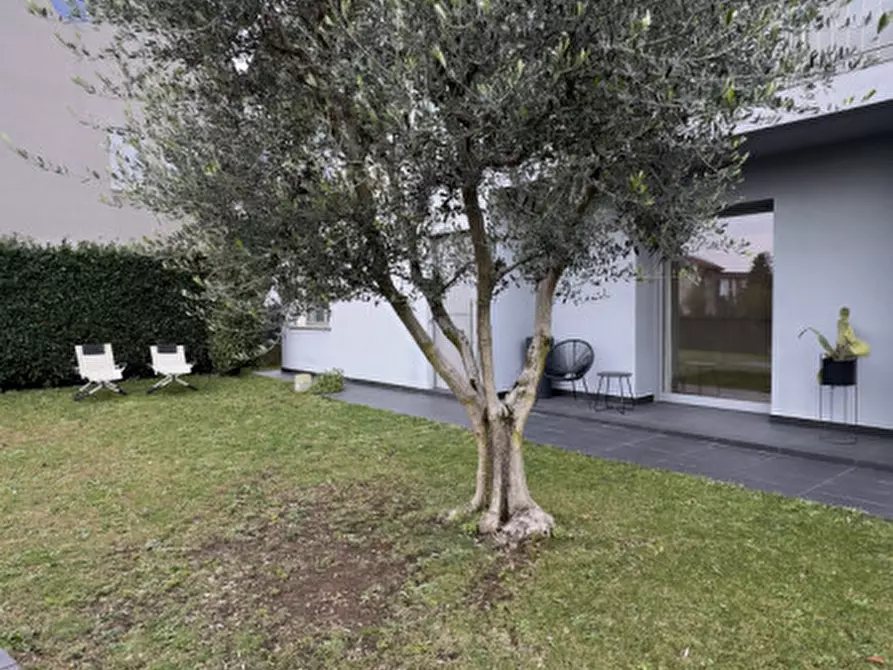 Immagine 6 di Appartamento in vendita  in Via Silvio Pellico, 2 a Zanè