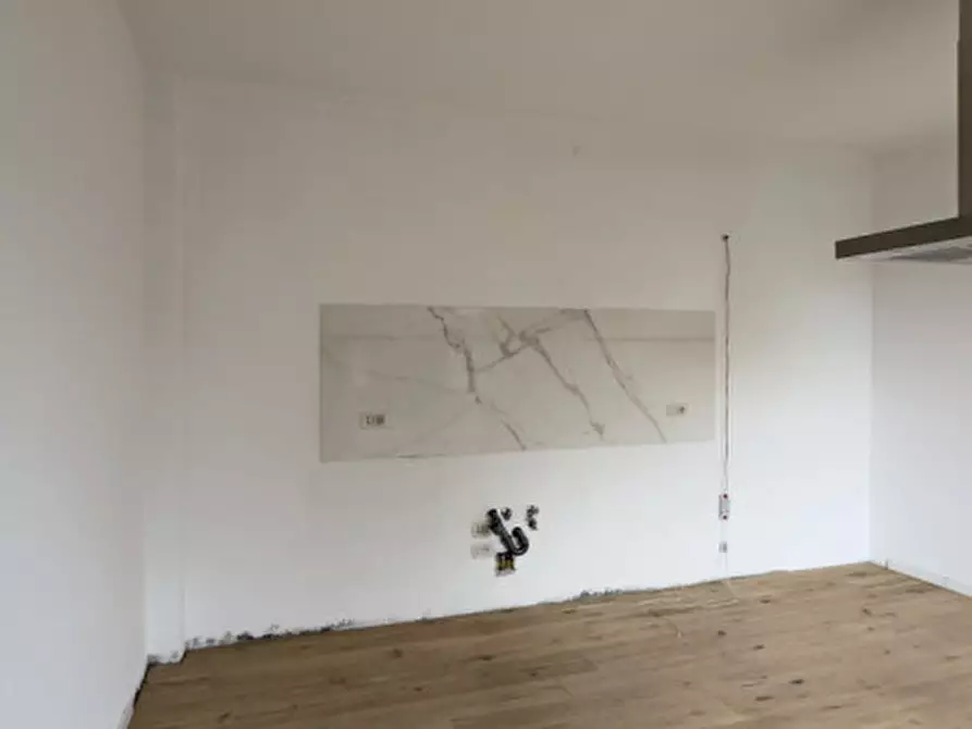 Immagine 19 di Appartamento in vendita  in Via Silvio Pellico, 2 a Zanè