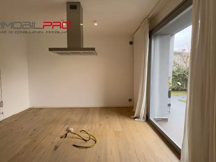 Immagine 23 di Appartamento in vendita  in Via Silvio Pellico, 2 a Zanè