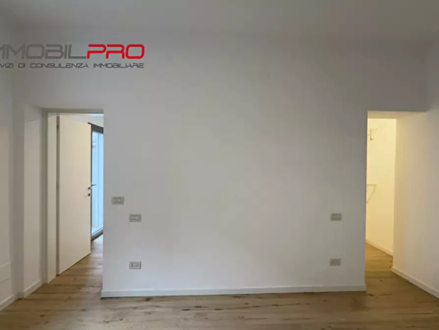 Immagine 30 di Appartamento in vendita  in Via Silvio Pellico, 2 a Zanè