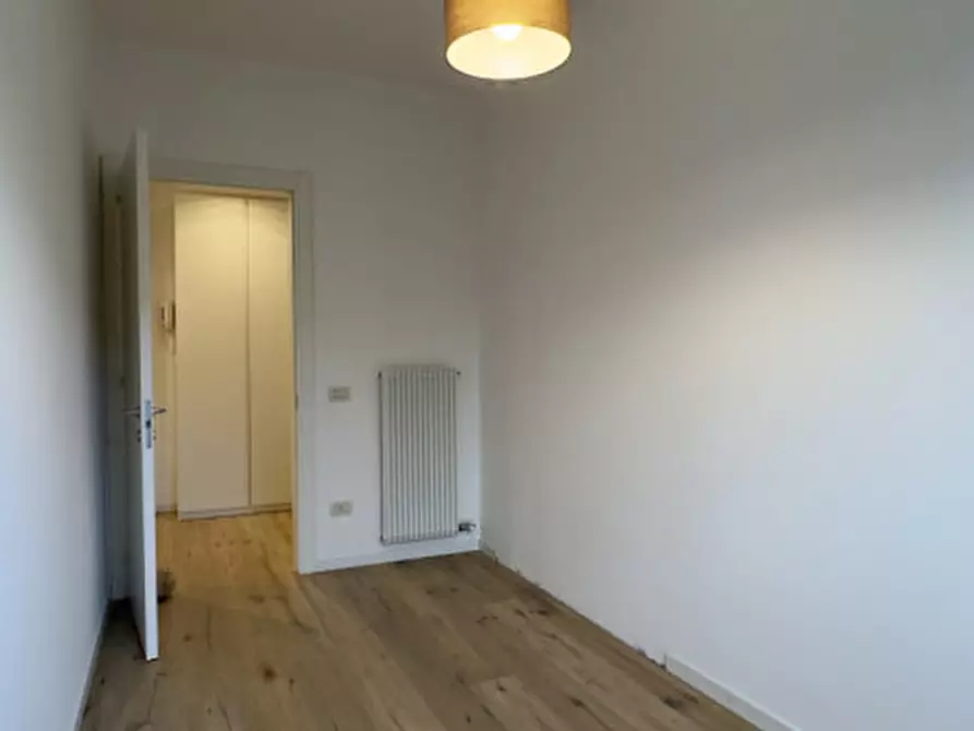 Immagine 39 di Appartamento in vendita  in Via Silvio Pellico, 2 a Zanè