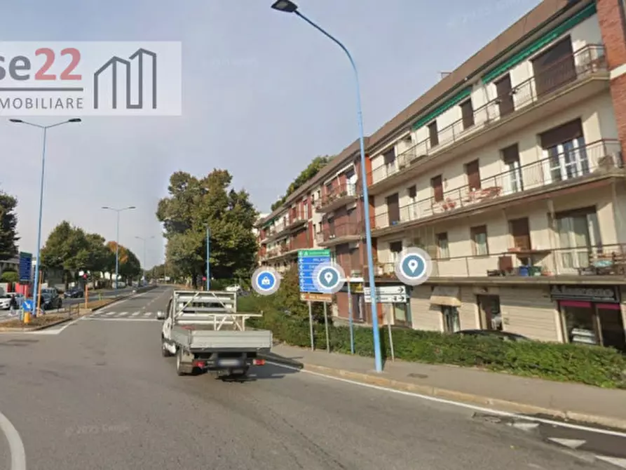 Immagine 3 di Negozio in vendita  in Via Guglielmo Oberdan a Brescia