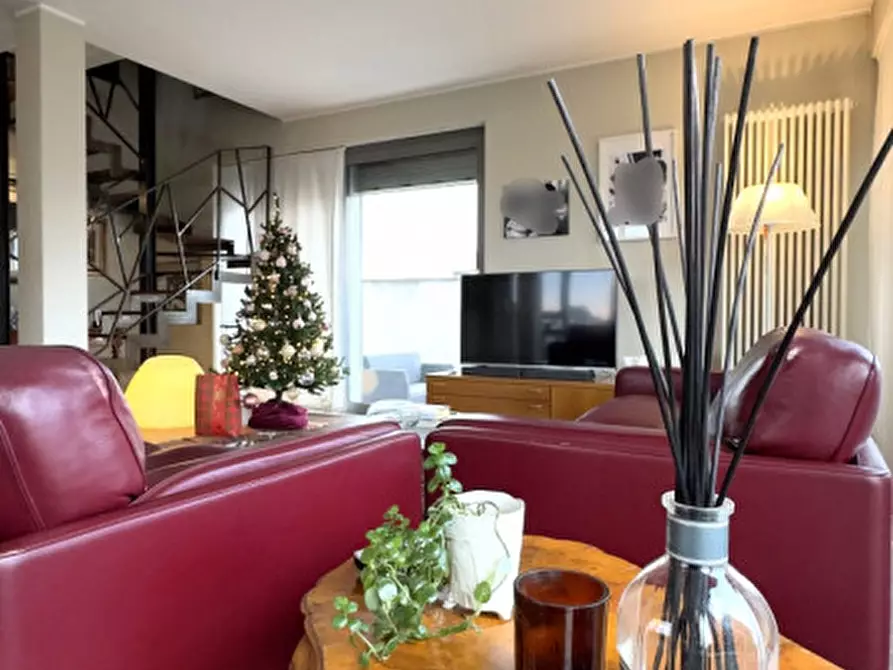 Immagine 11 di Appartamento in vendita  in Via Silvio Pellico, 2 a Zanè