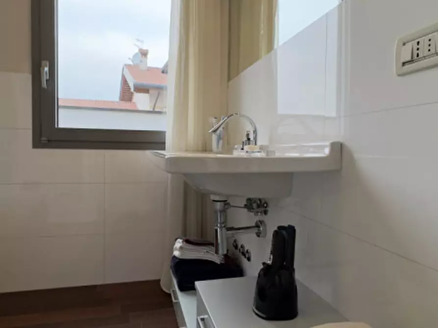 Immagine 18 di Appartamento in vendita  in Via Silvio Pellico, 2 a Zanè