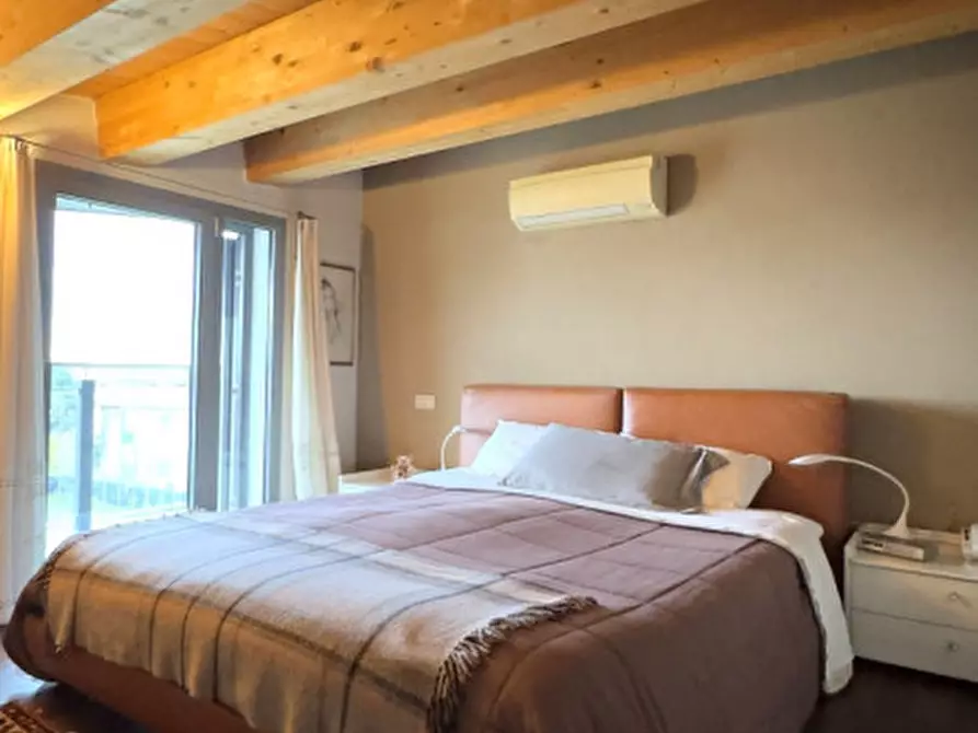 Immagine 35 di Appartamento in vendita  in Via Silvio Pellico, 2 a Zanè