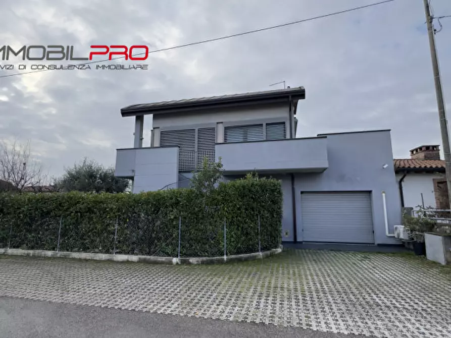 Immagine 54 di Appartamento in vendita  in Via Silvio Pellico, 2 a Zanè