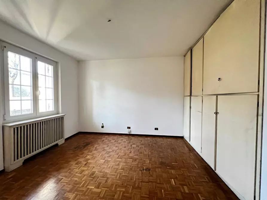 Immagine 15 di Appartamento in vendita  a Desenzano Del Garda