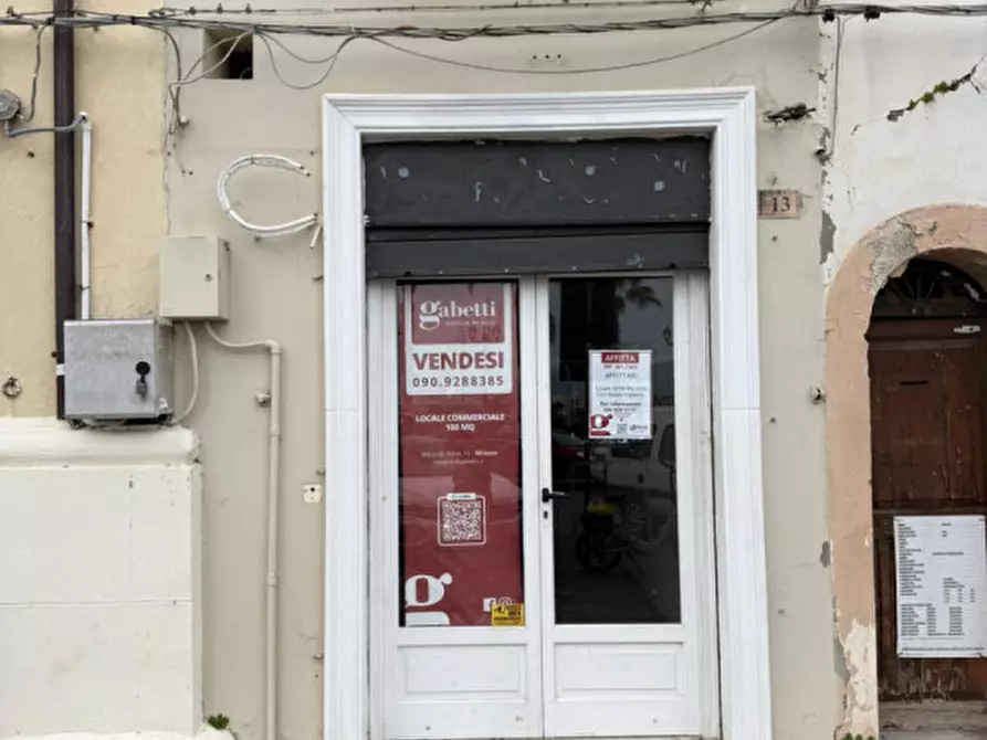 Immagine 6 di Negozio in affitto  in Via Domenico Piraino,21 a Milazzo