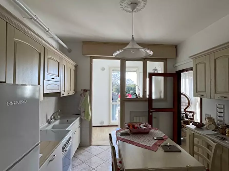 Immagine 3 di Appartamento in vendita  a Padova