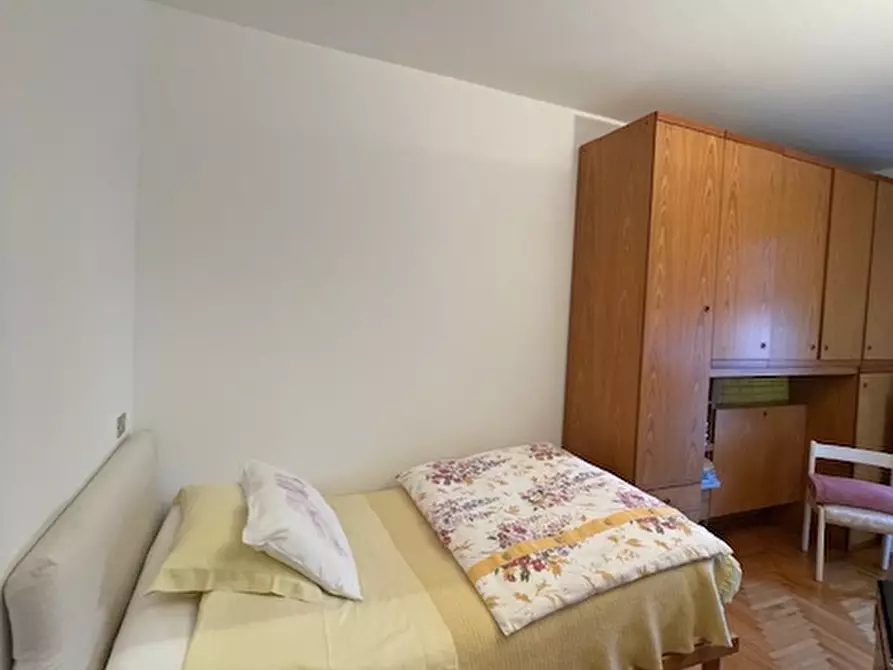 Immagine 12 di Appartamento in vendita  a Padova