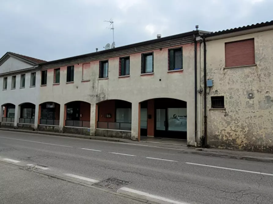 Immagine 12 di Appartamento in vendita  a Trevignano