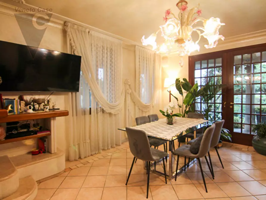 Immagine 3 di Villa in vendita  in Via Verdi a Cona