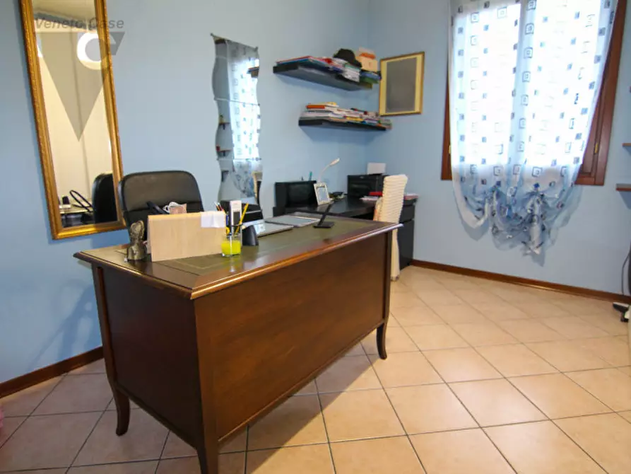 Immagine 15 di Villa in vendita  in Via Verdi a Cona