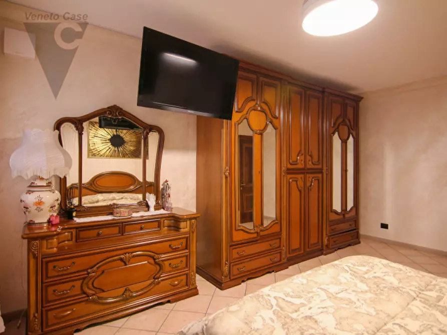 Immagine 22 di Villa in vendita  in Via Verdi a Cona