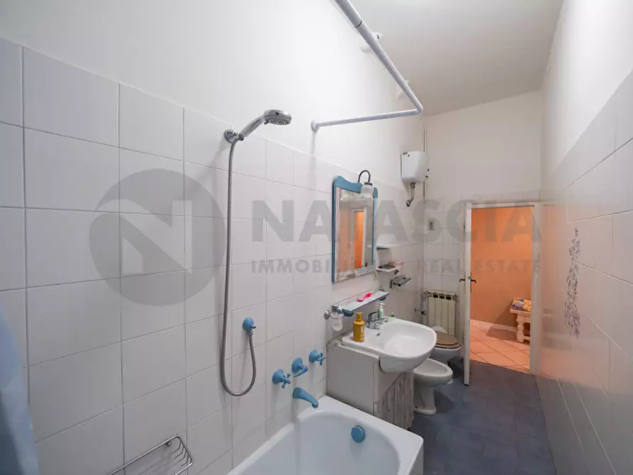 Immagine 17 di Appartamento in vendita  in Piazza Cairoli 20 a Pontassieve