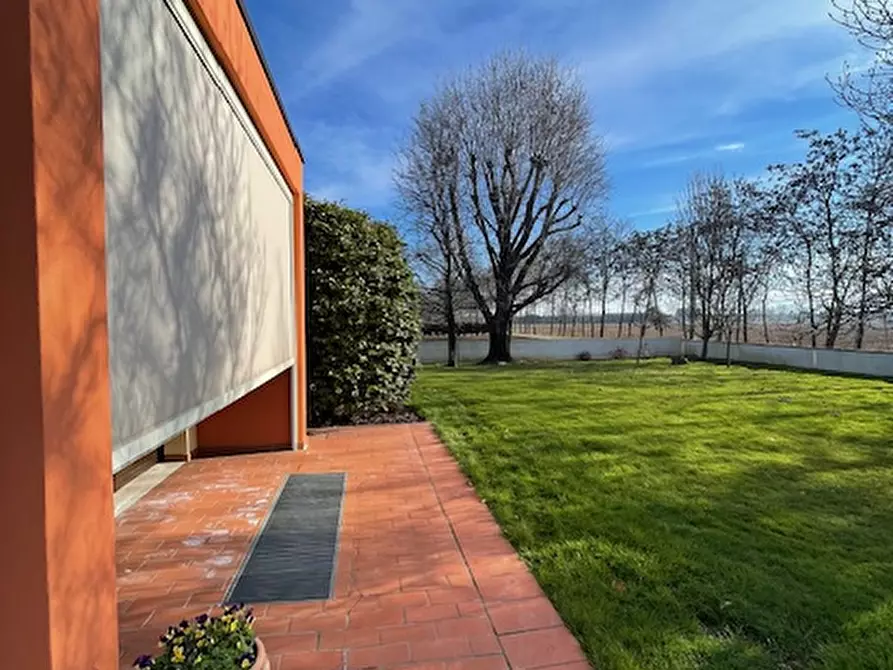 Immagine 2 di Villa in vendita  a Cittadella