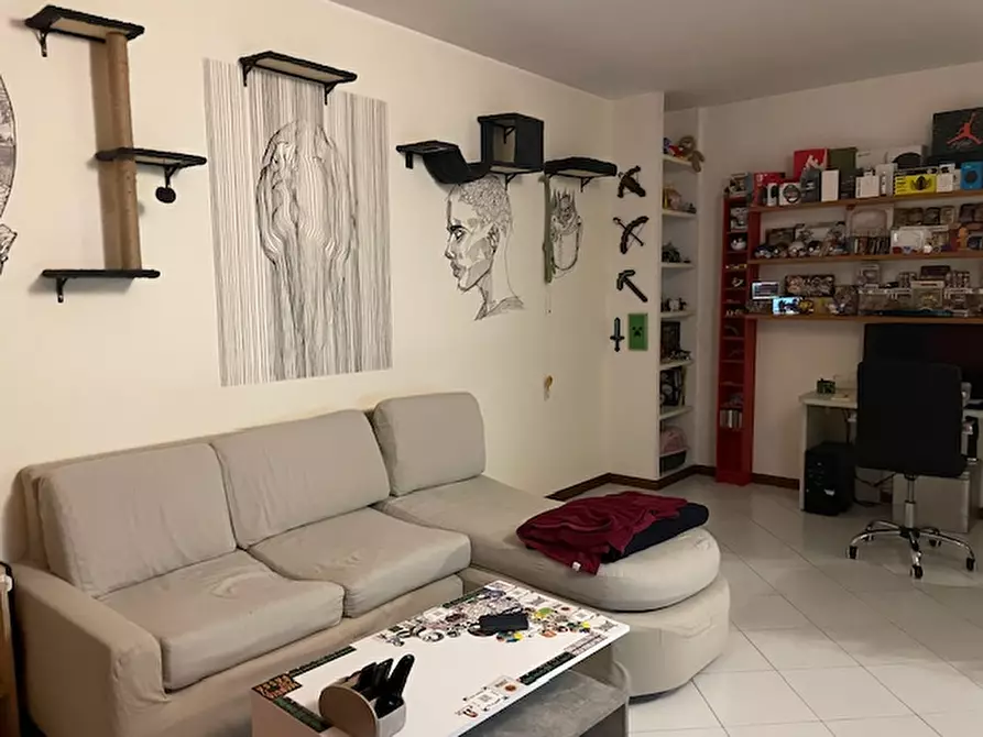 Immagine 2 di Appartamento in vendita  in viale caduti di fani a Fosso'