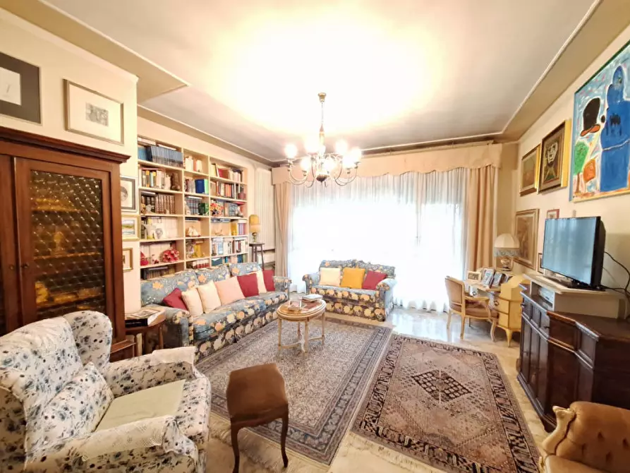 Immagine 4 di Appartamento in vendita  in Corso del Popolo a Rovigo