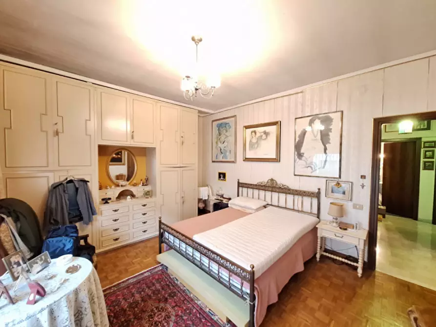 Immagine 13 di Appartamento in vendita  in Corso del Popolo a Rovigo