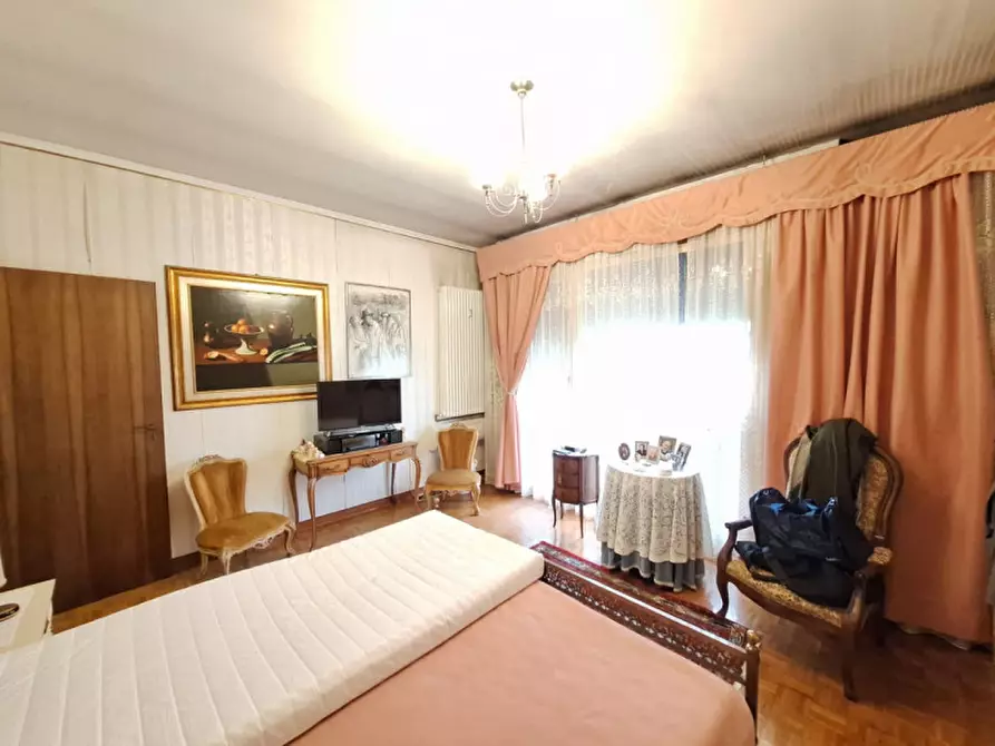 Immagine 14 di Appartamento in vendita  in Corso del Popolo a Rovigo