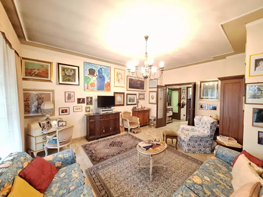 Immagine 4 di Appartamento in vendita  in Corso del Popolo a Rovigo