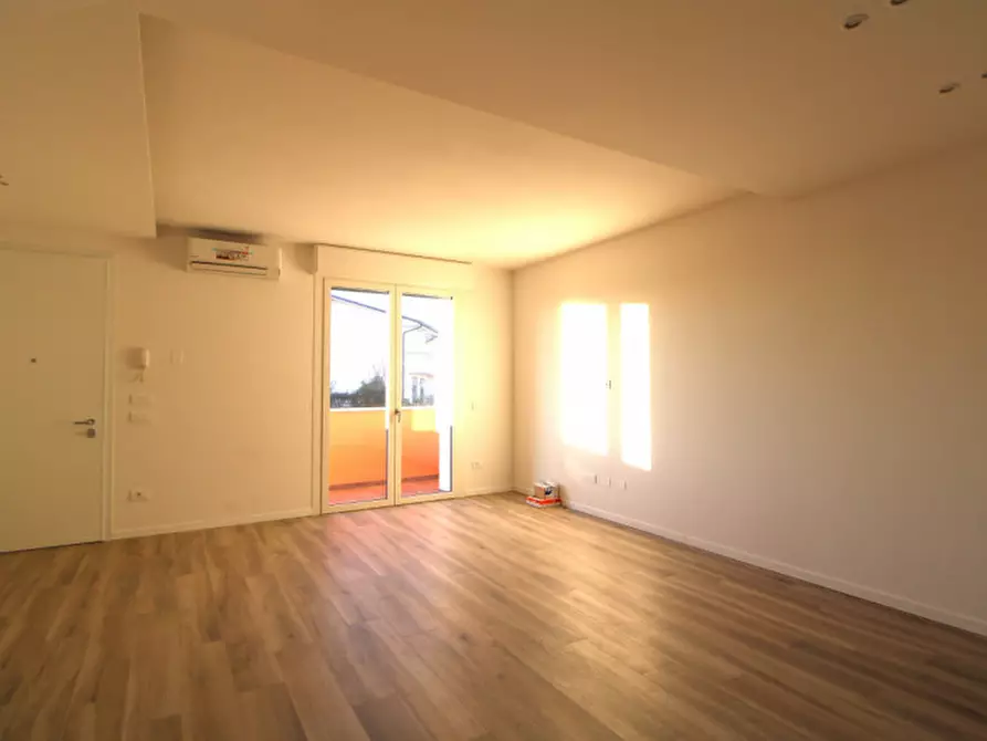 Immagine 5 di Villetta a schiera in vendita  in Via Giuseppe Mazzini n. 109 a Stanghella