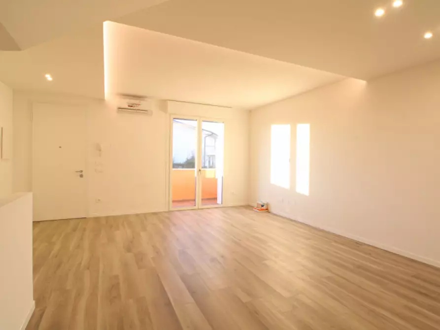 Immagine 9 di Villetta a schiera in vendita  in Via Giuseppe Mazzini n. 109 a Stanghella