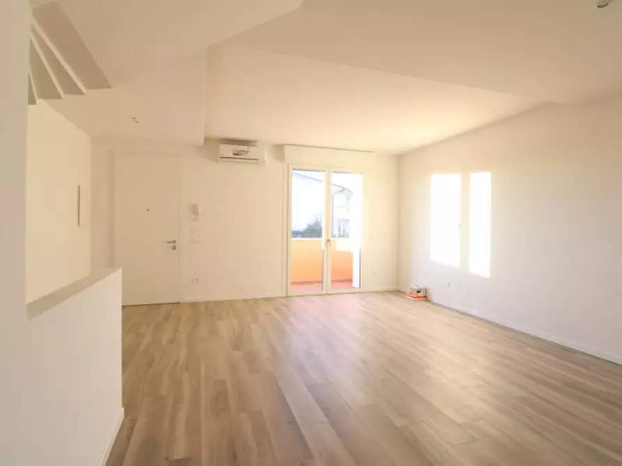 Immagine 10 di Villetta a schiera in vendita  in Via Giuseppe Mazzini n. 109 a Stanghella