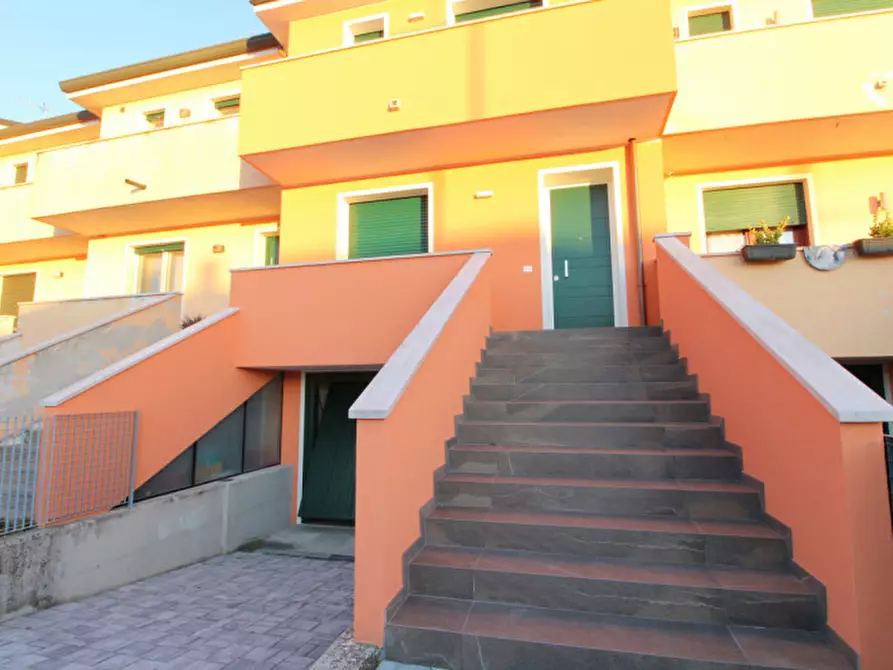 Immagine 26 di Villetta a schiera in vendita  in Via Giuseppe Mazzini n. 109 a Stanghella