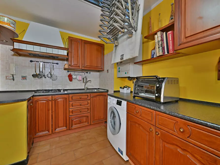 Immagine 2 di Appartamento in vendita  in Piazza Antonio Gramsci a Quiliano