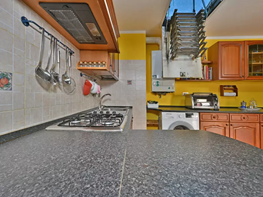 Immagine 3 di Appartamento in vendita  in Piazza Antonio Gramsci a Quiliano