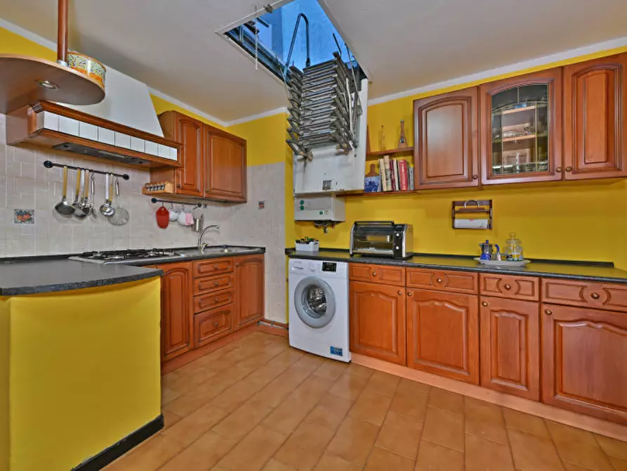 Immagine 6 di Appartamento in vendita  in Piazza Antonio Gramsci a Quiliano