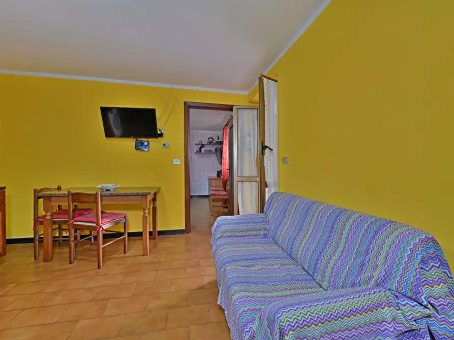 Immagine 10 di Appartamento in vendita  in Piazza Antonio Gramsci a Quiliano