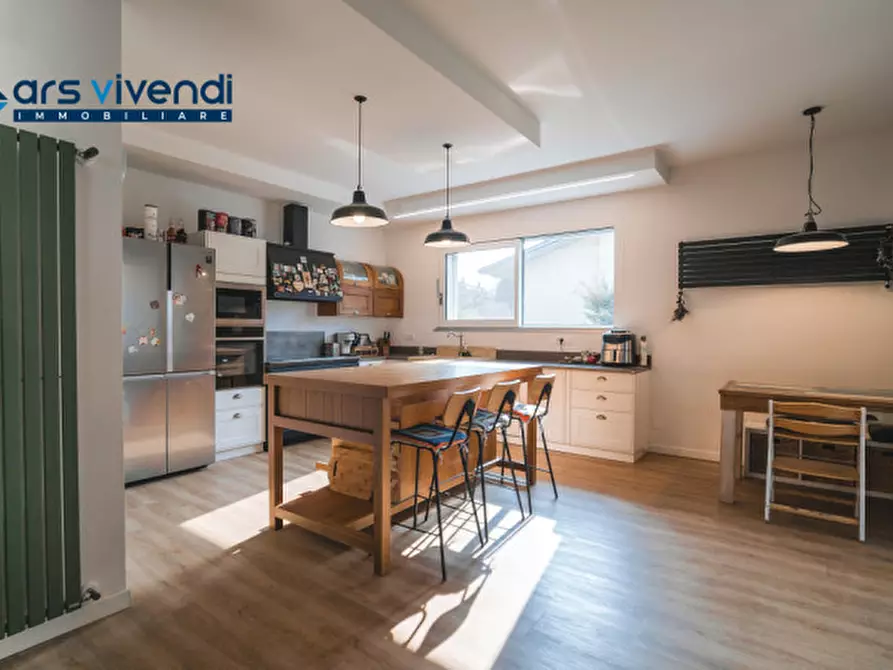 Immagine 4 di Villa in vendita  a Zevio