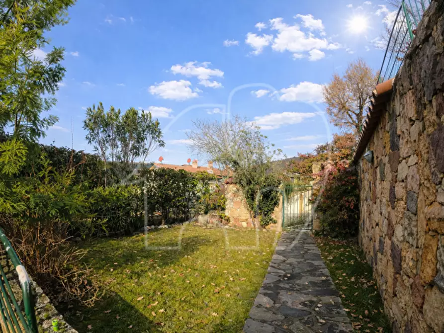 Immagine 4 di Villetta a schiera in vendita  a Costermano sul Garda