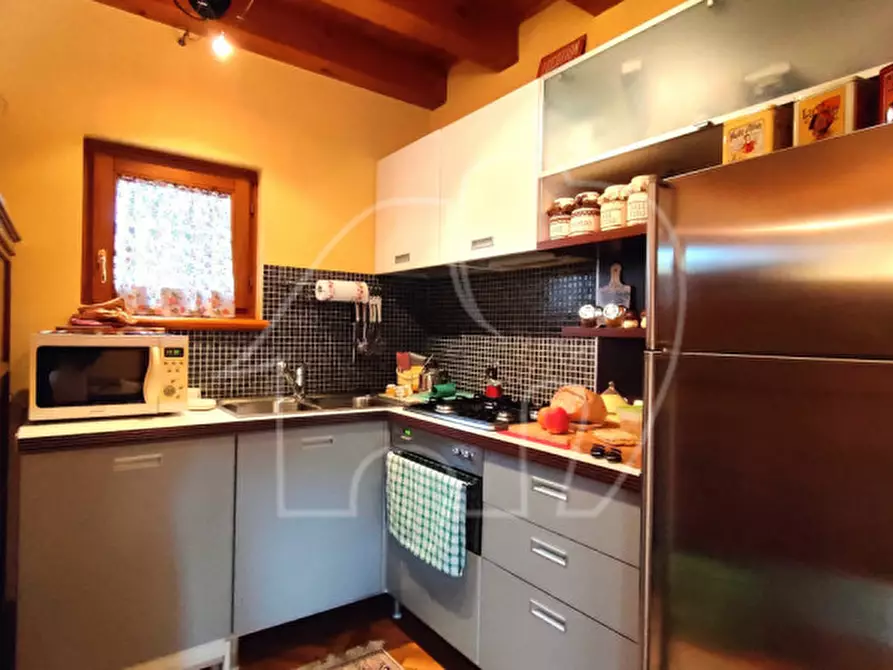 Immagine 16 di Villetta a schiera in vendita  a Costermano sul Garda