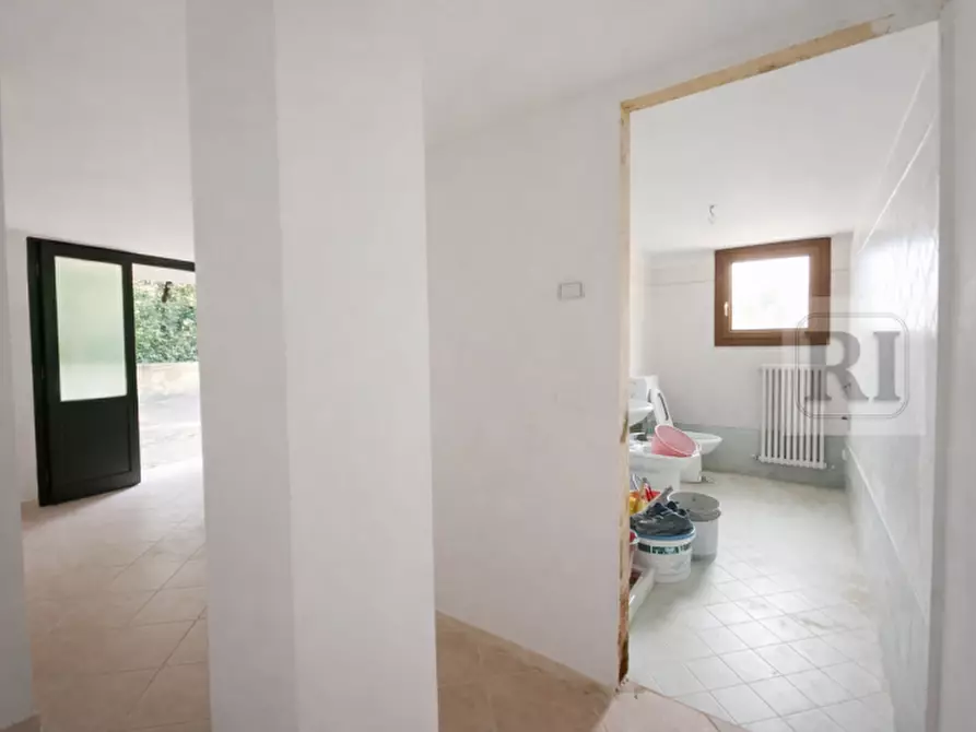 Immagine 1 di Ufficio in vendita  a Padova