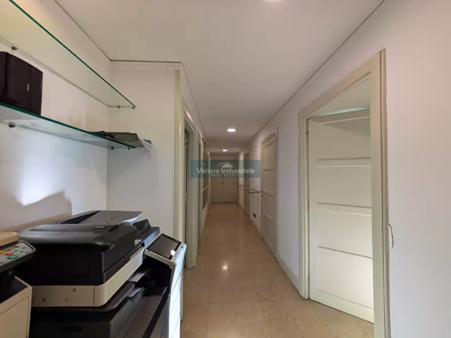 Immagine 8 di Appartamento in vendita  in Corso Porta Nuova Verona a Verona