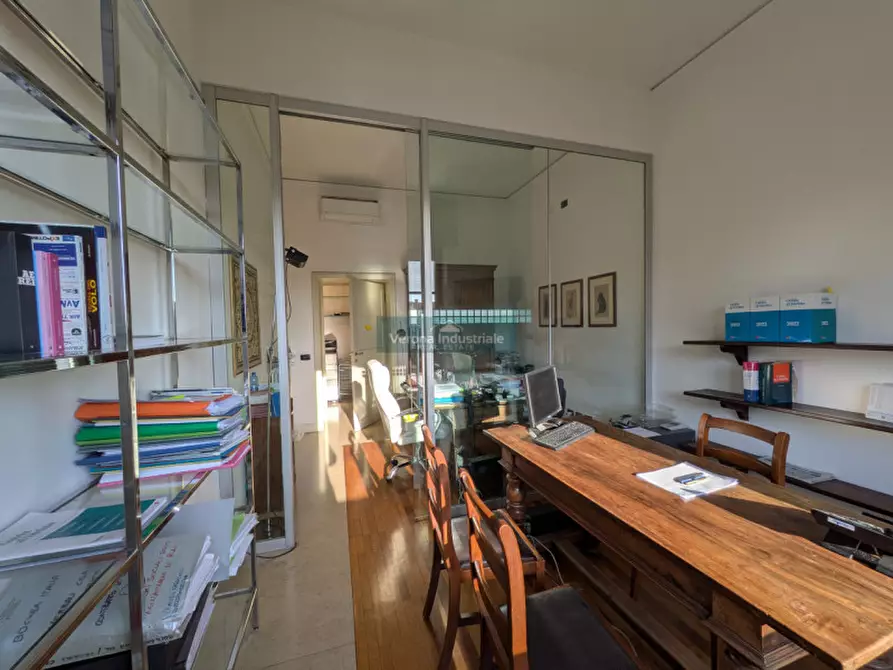 Immagine 12 di Appartamento in vendita  in Corso Porta Nuova Verona a Verona