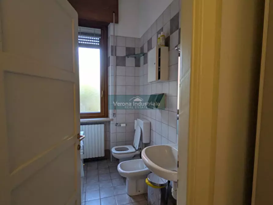 Immagine 14 di Appartamento in vendita  in Corso Porta Nuova Verona a Verona