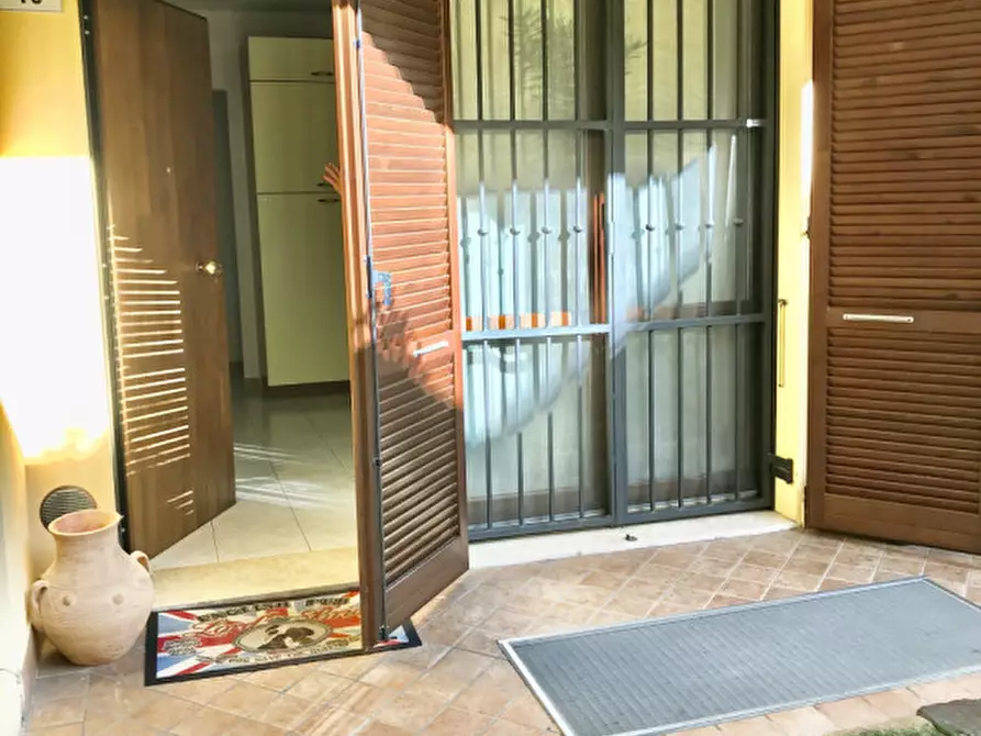 Immagine 4 di Appartamento in vendita  in Viale Gramsci a Cesena