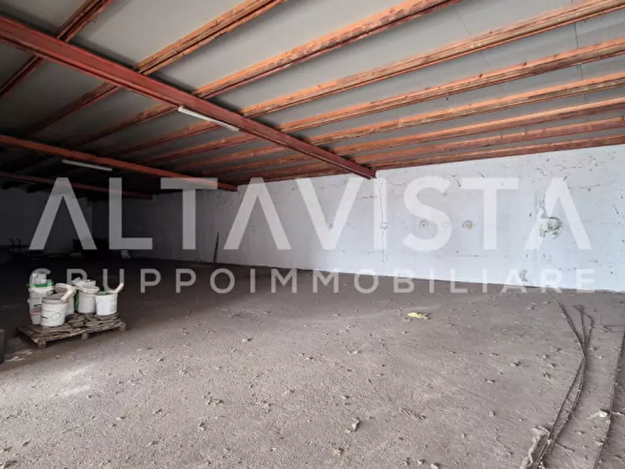 Immagine 15 di Capannone industriale in vendita  in Via Statale a Calcinato