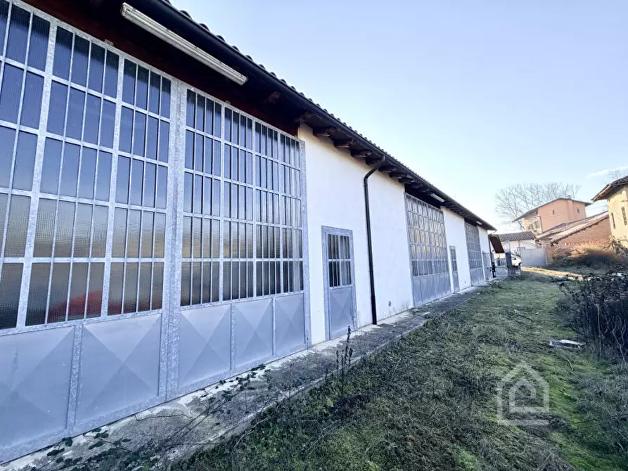 Immagine 13 di Rustico / casale in vendita  in Strada Pozzo 23 a Chivasso