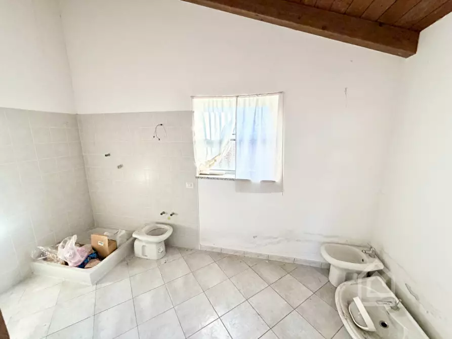 Immagine 26 di Rustico / casale in vendita  in Strada Pozzo 23 a Chivasso