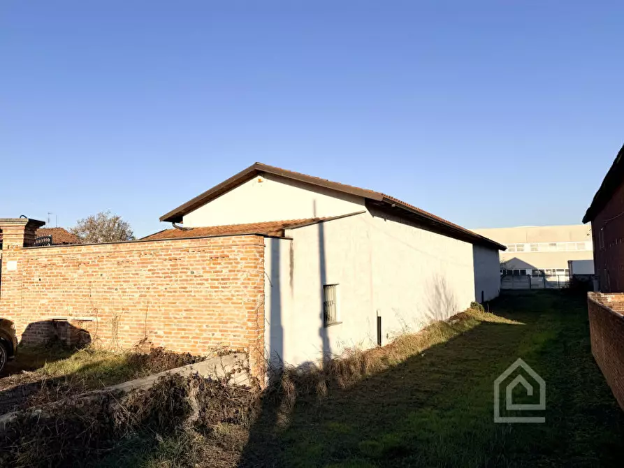 Immagine 31 di Rustico / casale in vendita  in Strada Pozzo 23 a Chivasso