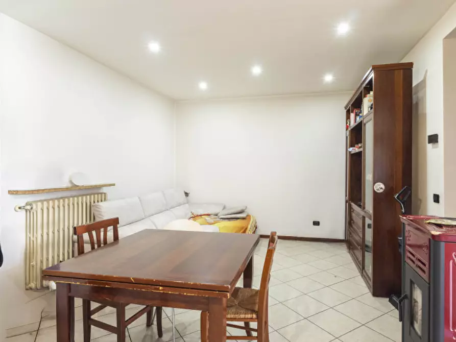Immagine 1 di Casa indipendente in vendita  in Via Dottor Francioni, 8 a Grignasco